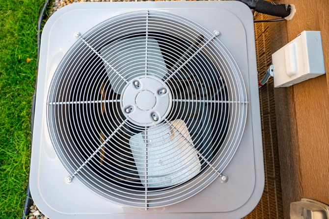 Outdoor HVAC unit fan